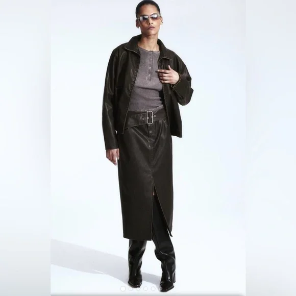 H&M Distressed-look Skirt with‎ Belt - Picture 3 of 14